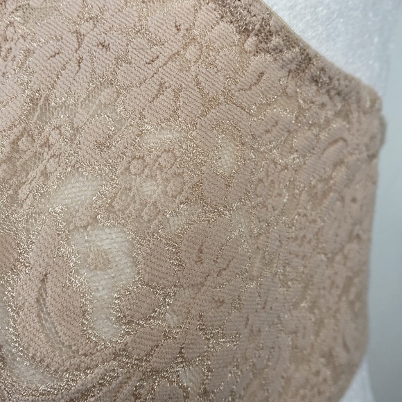Wacoal 65547 Nude Colored Halo Lace Unloaded Underwire Bra. Size 32DD. - Picture 8 of 15